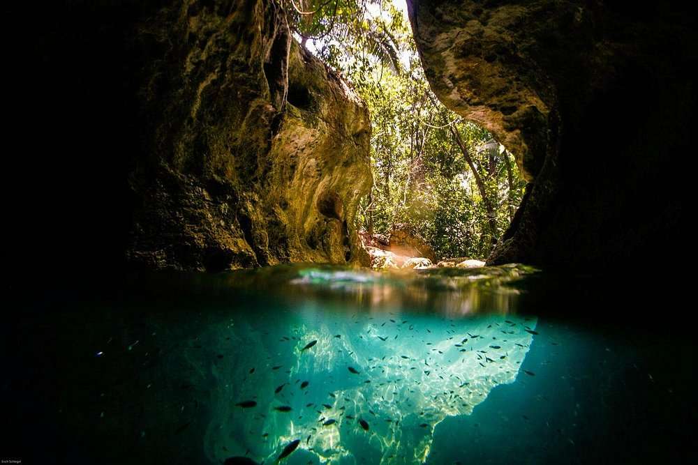 Actun Tunichil Muknal, Belize