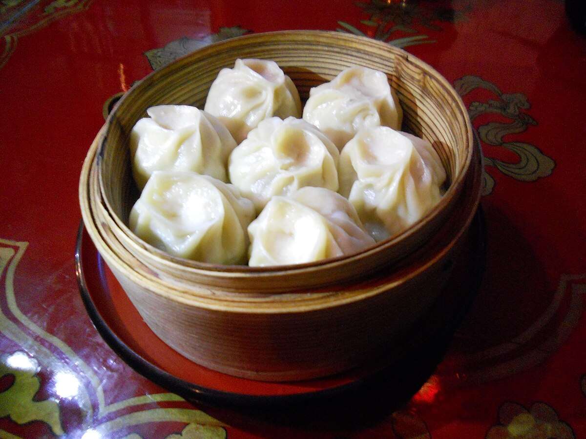 Buuz (steamed dumplings)