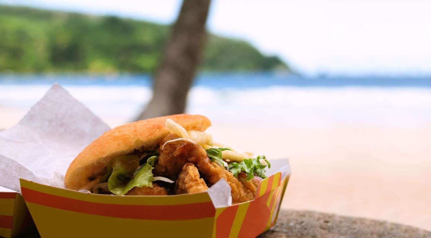 Bake and Shark (fried shark in bread)