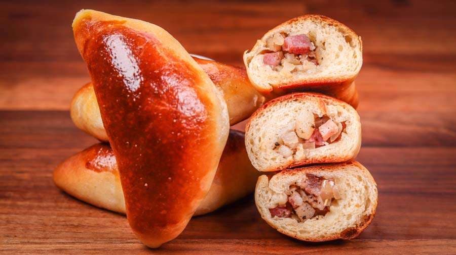 Speķa Pīrāgi (bacon pies)