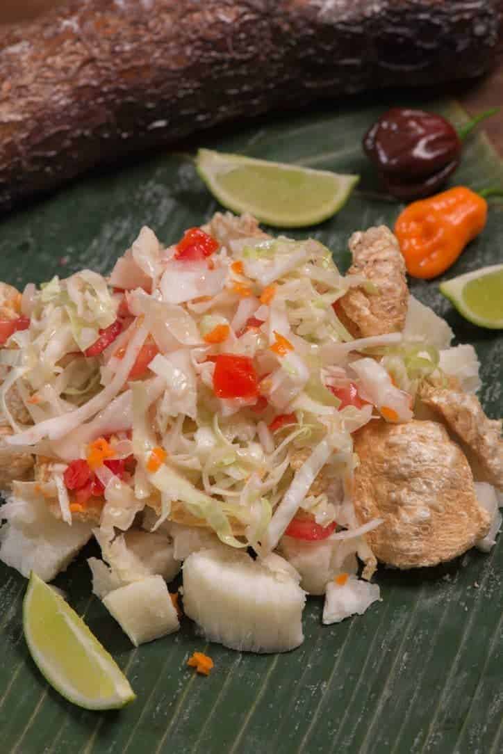 Vigorón (pork and yuca salad)