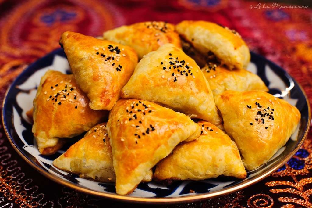Somsa (filled pastry)