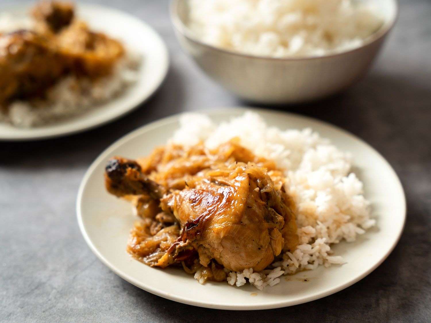 Poulet yassa (marinated chicken)