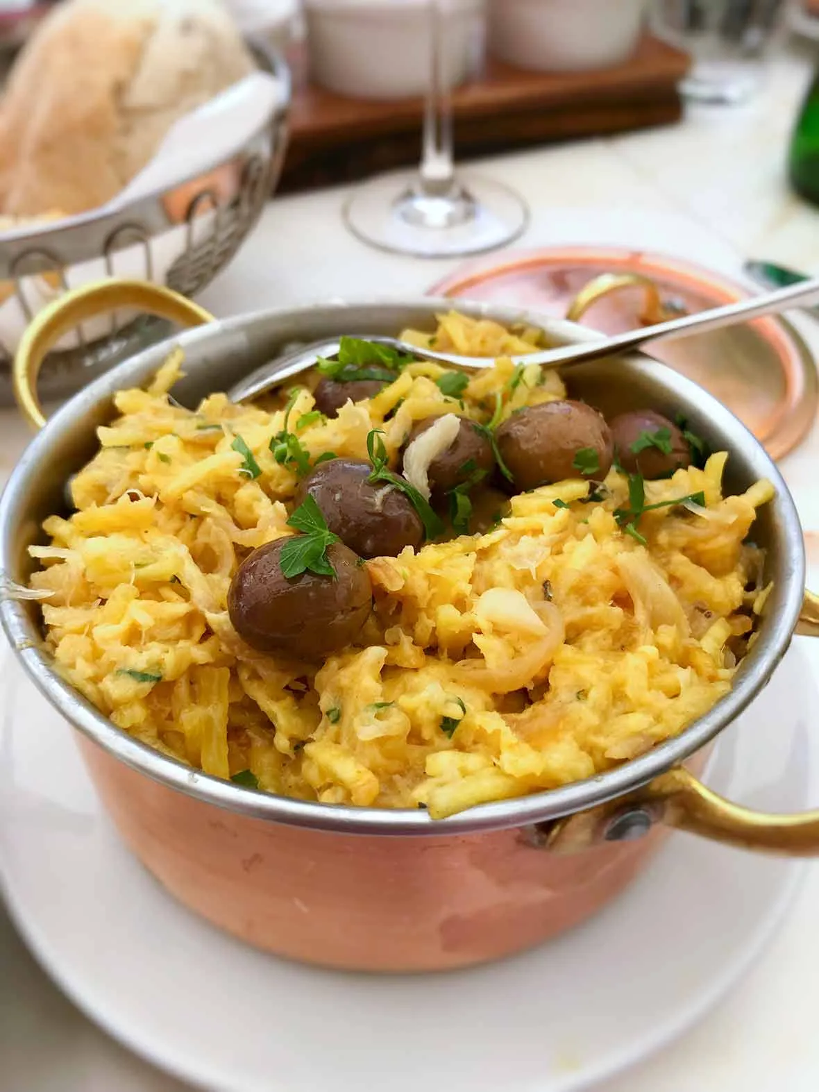 Bacalhau à Brás (codfish with potatoes and eggs)