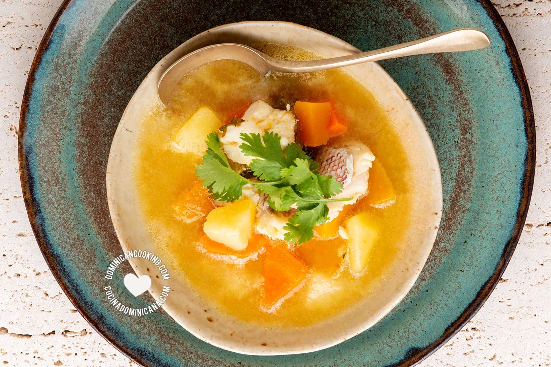 Sopa de pescado (fish soup)