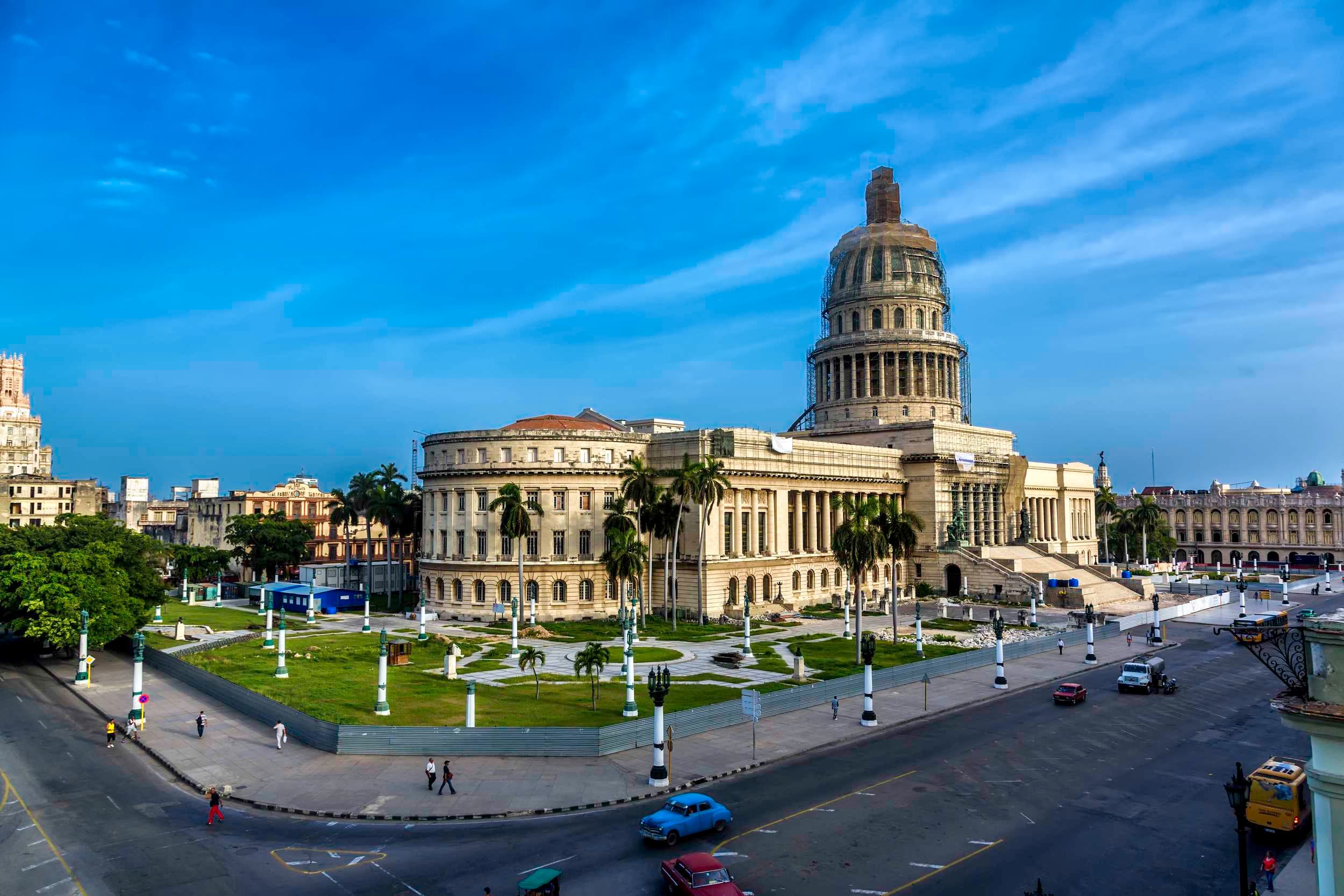 El Capitolio, Cuba