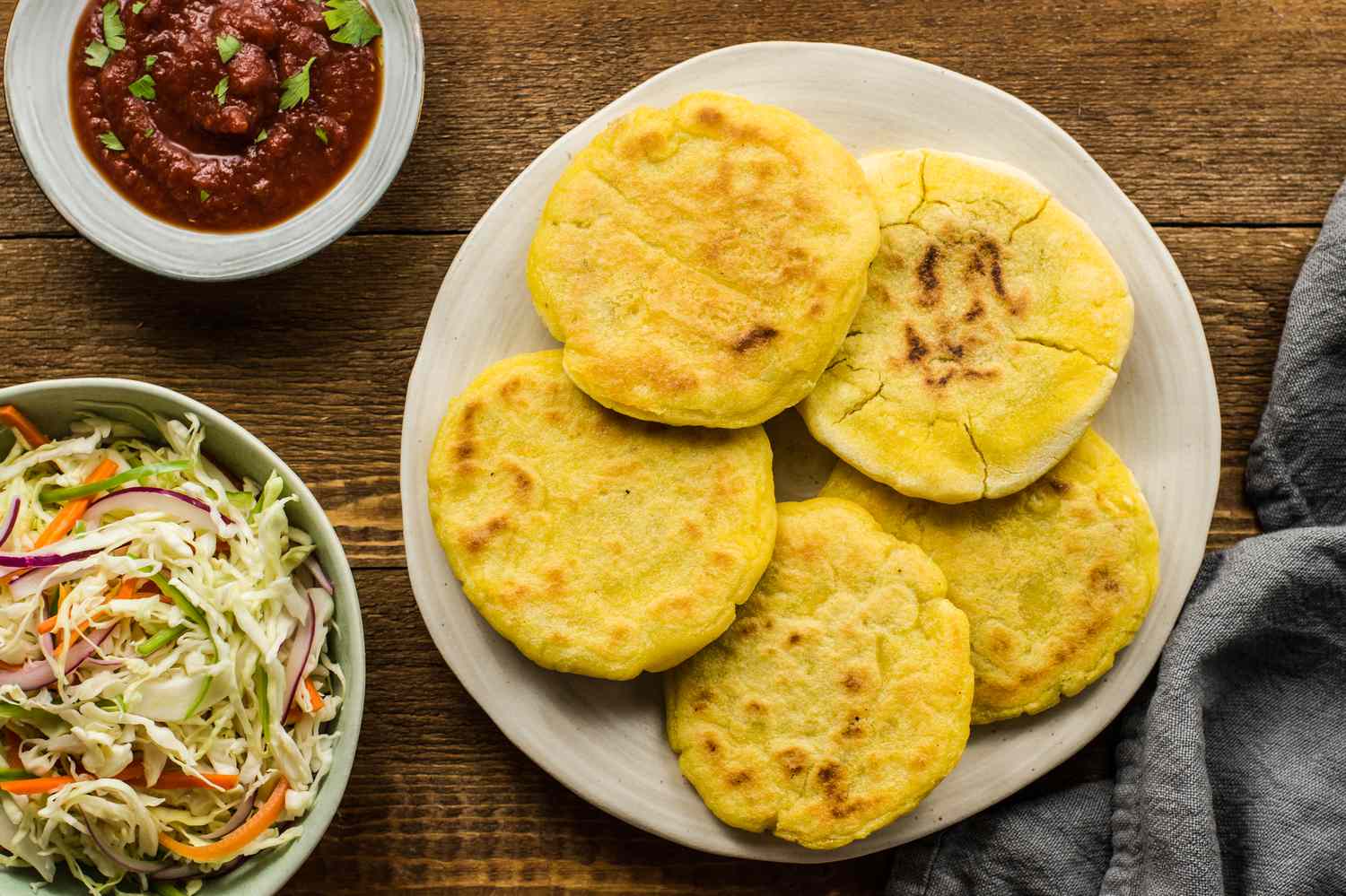 Pupusas (stuffed corn tortillas)