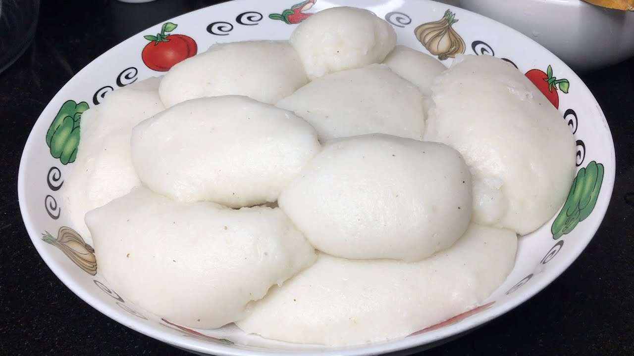 Tô (cornmeal porridge)