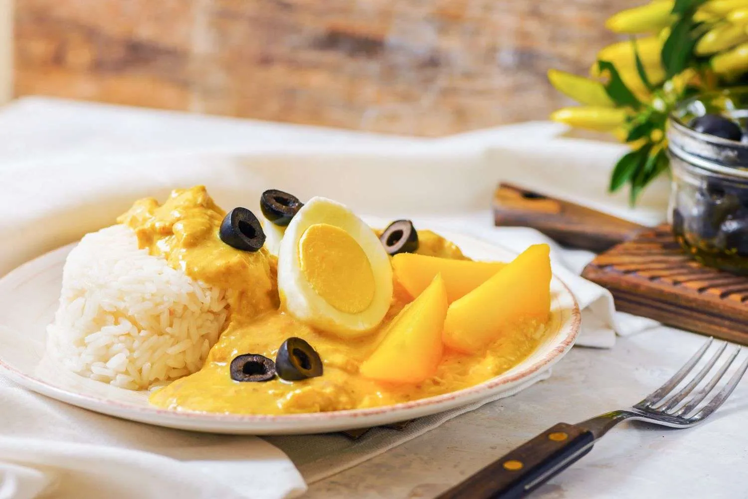Aji de Gallina (spicy chicken stew)